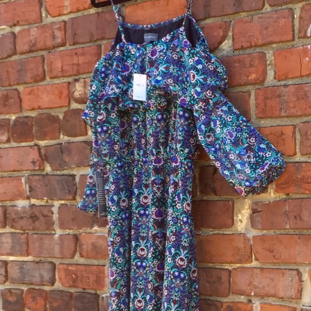 The Limited maxi off the shoulder ruffle dress - Picture 2 of 7