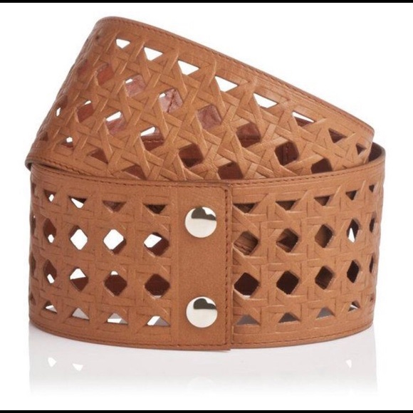 New L.K. Bennett tan belt in S/M
