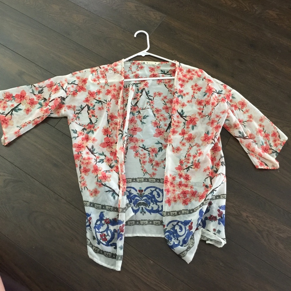 Cover up floral top