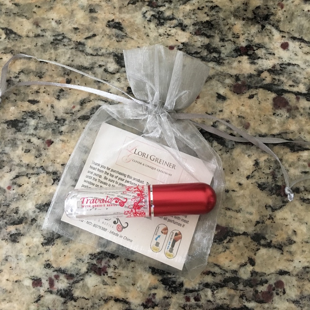 Perfume refillable travel spray