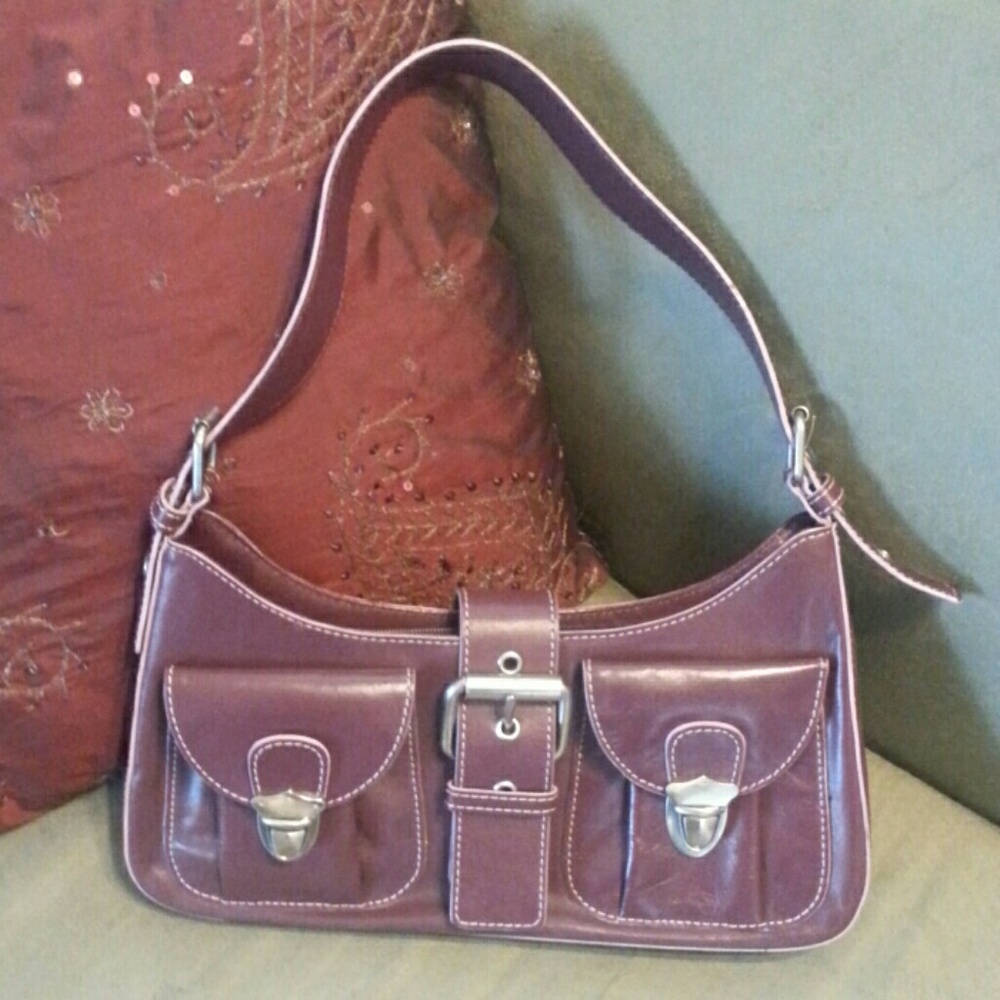 Hype oxblood leather handbag w/silver hardware