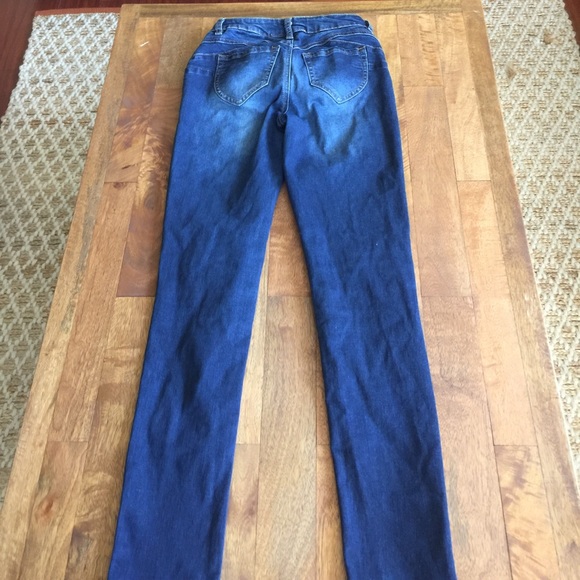 Refuge Stretch Skinny Jeans 👖 - Picture 2 of 4