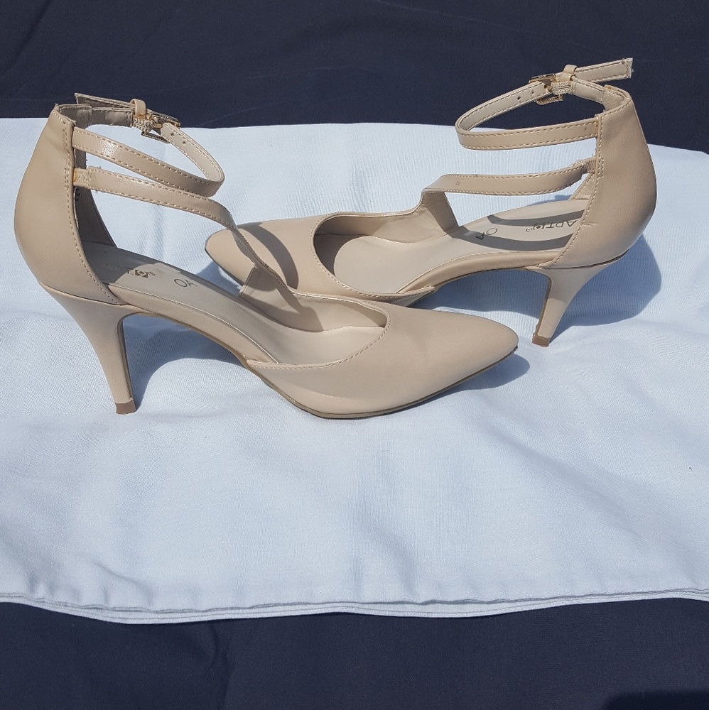 Nude heels