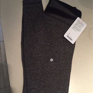NWT lululemon wunder under pants
