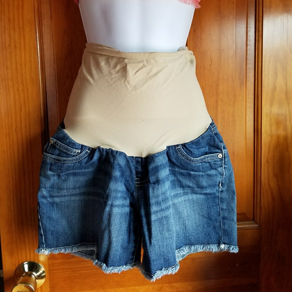 Maternity denim shorts