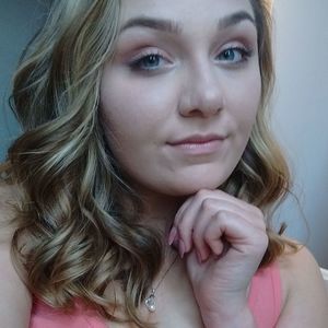 Meet your Posher, Makayla