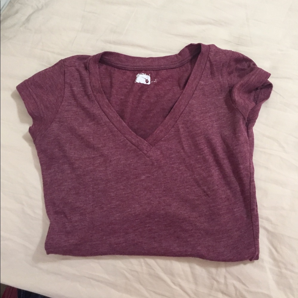 maroon v neck