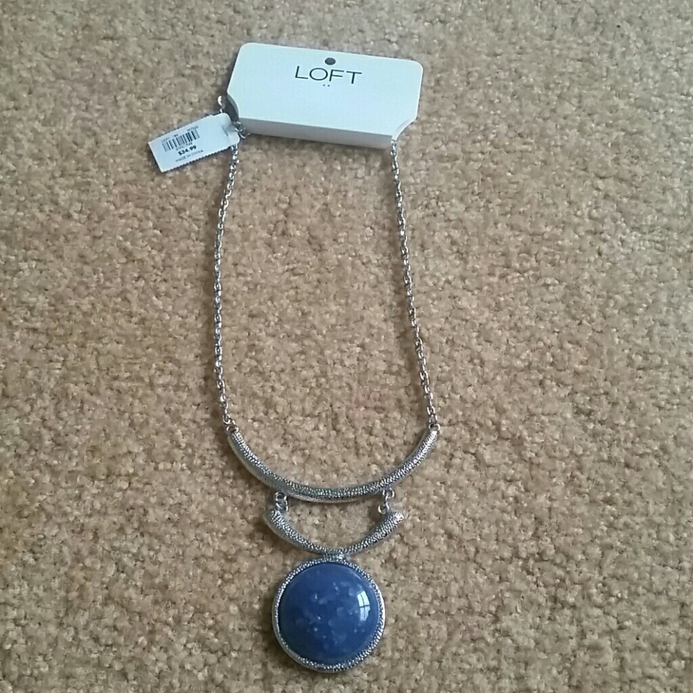 Brand new fashion necklace from Loft