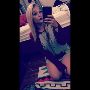 Meet your Posher, Alex