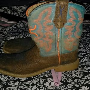 Boys boots