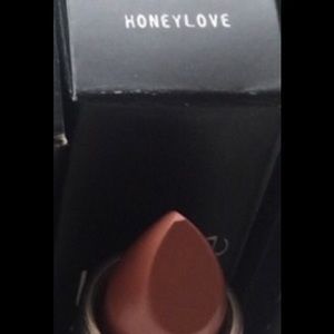 💕💄💋 NEW Authentic MAC "Honeylove" lipstick