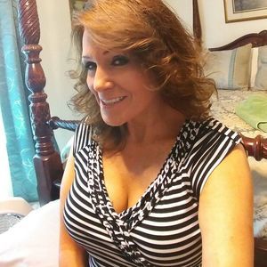 Meet your Posher, Pamela