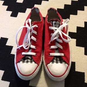 Red Converse