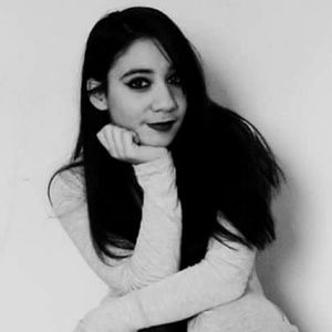 Meet your Posher, Ari