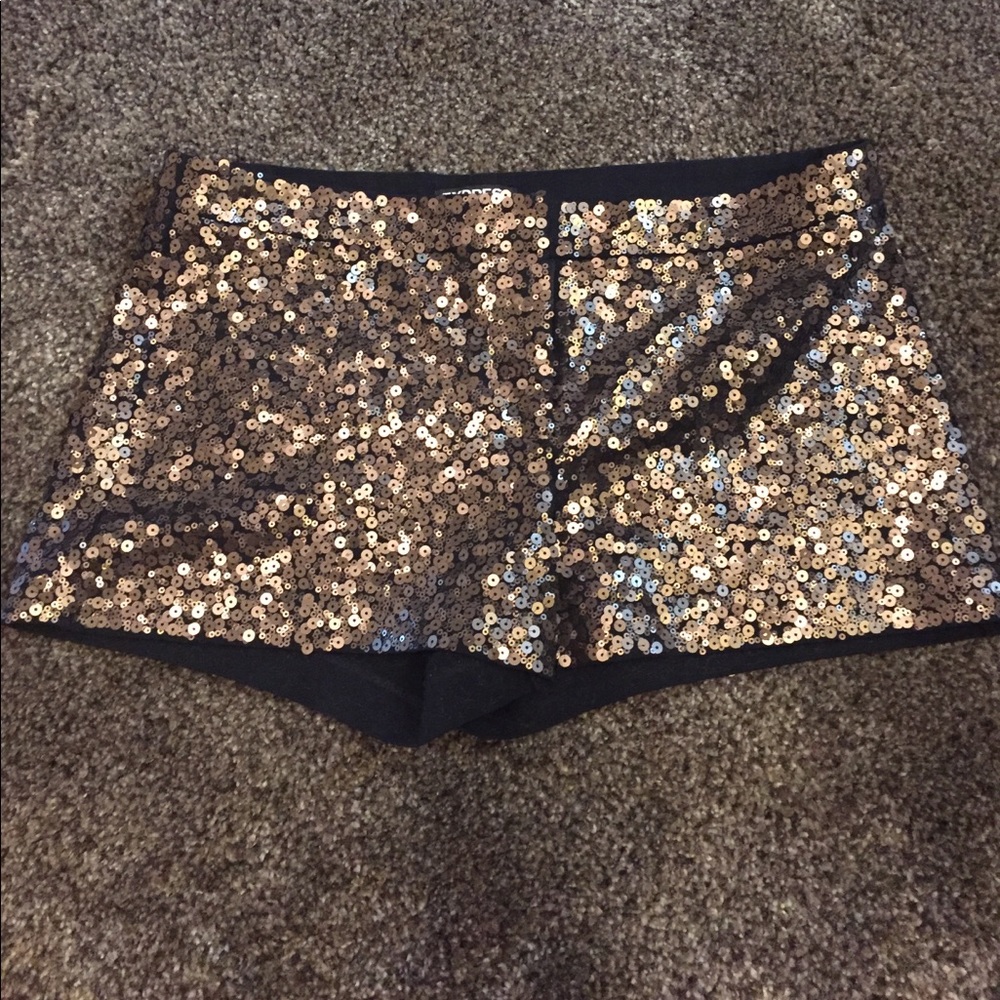 Express sequin shorts size 4