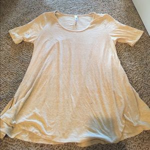 LuLaRoe perfect tee