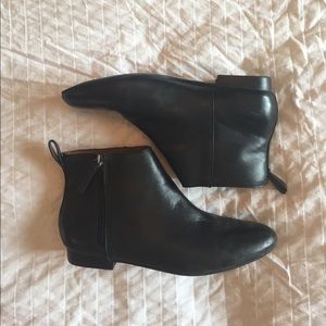 Simply Zip Up Booties