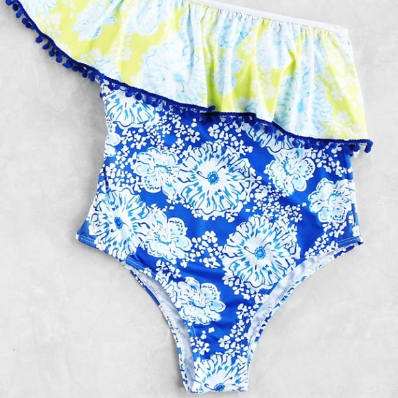 🛍HOST PICK🛍 🌟 Calico Flounce One-Piece - Picture 4 of 6