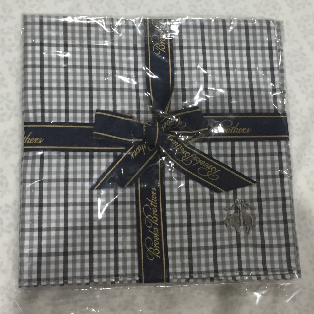 Brooks Brothers Pocket square