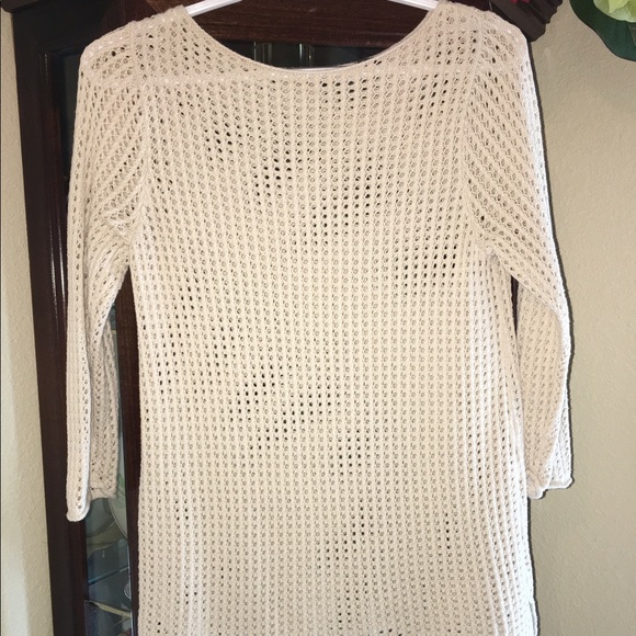 Quarter sleeve sweater! - Picture 1 of 2