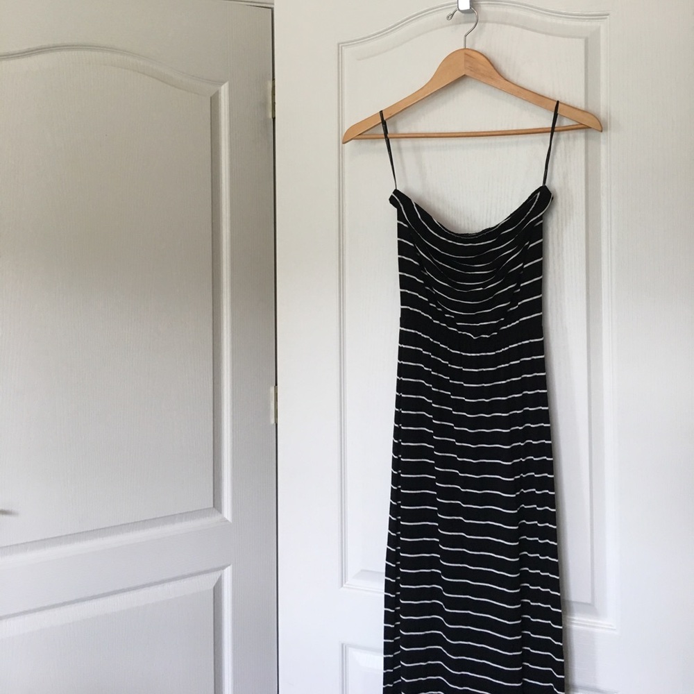 strapless maxi dress