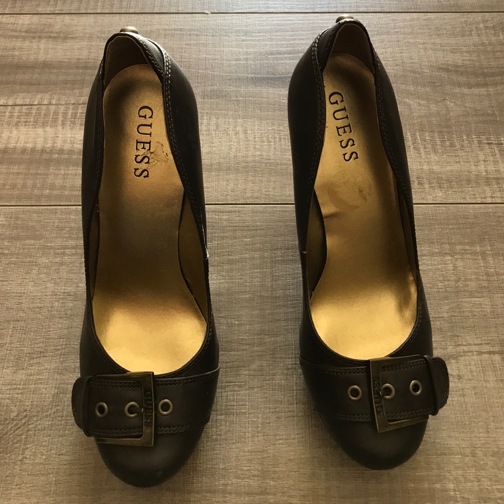 Brown Guess Heels 👠