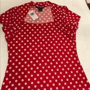 Red polka dot blouse - by Hot Topic