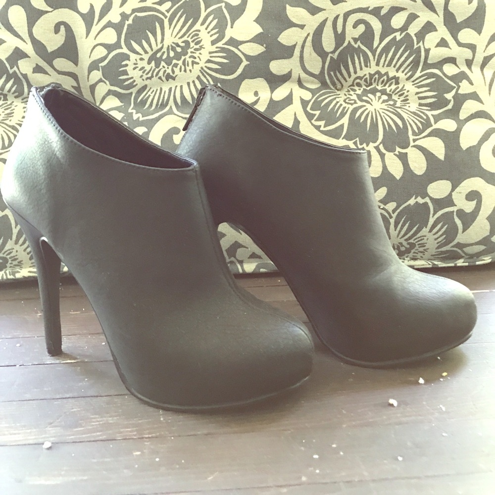 Micheal Antonio S7 ankle boots