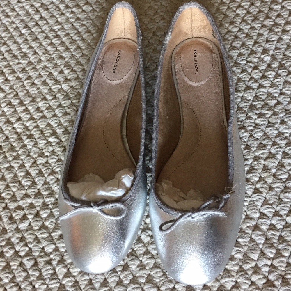 Lands' End Flats. 2 Sizes.
