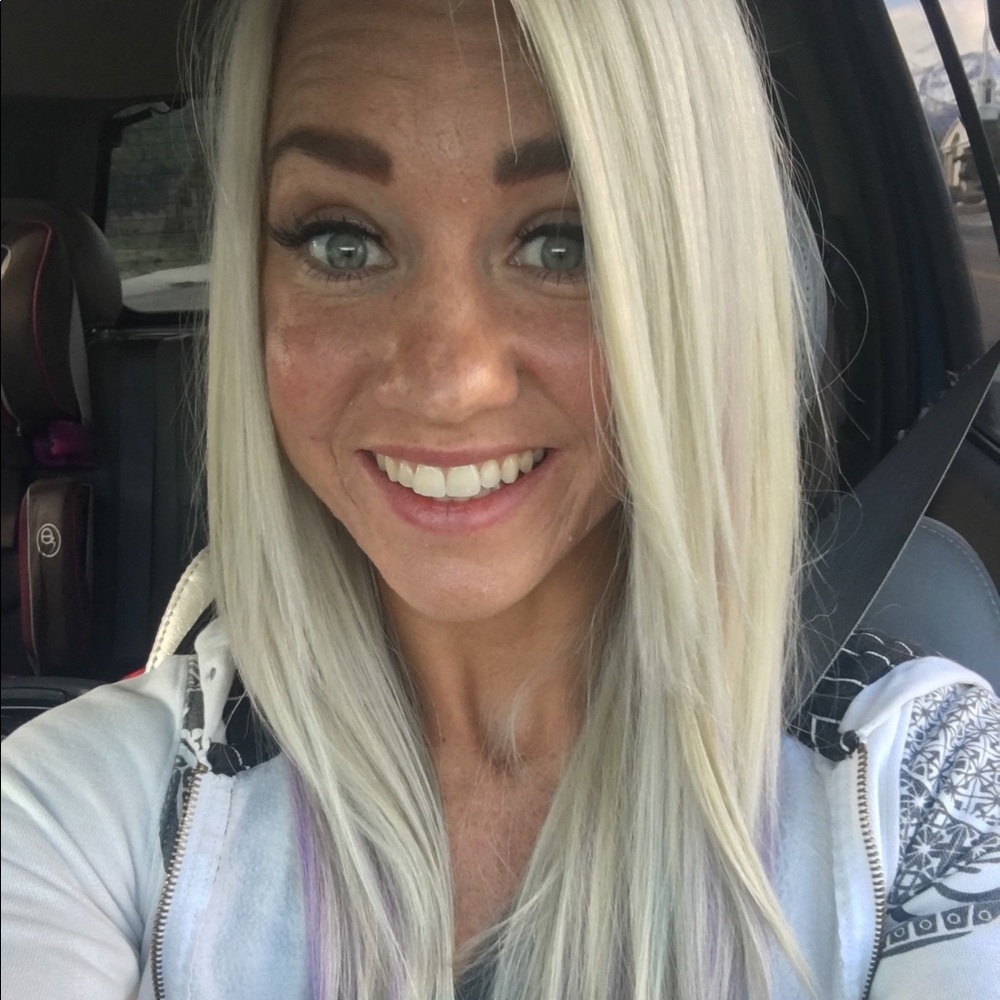 Meet your Posher, Mikail