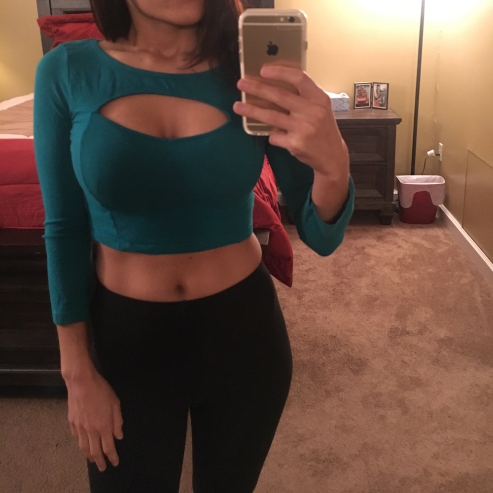 Blue/Green Long Sleeve Crop Top