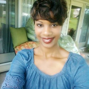 Meet your Posher, Jewel