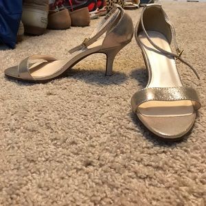 Bridal shoes