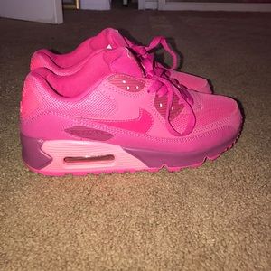 Hot pink nike air max