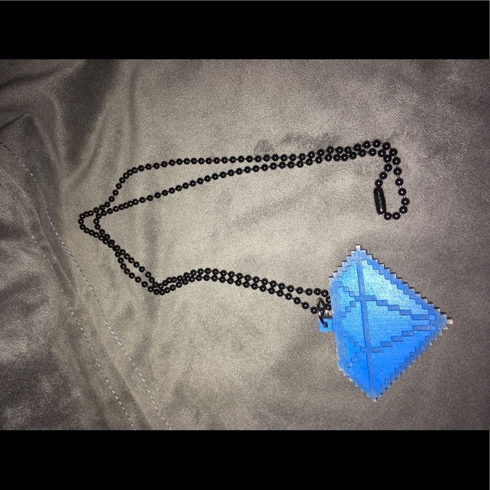 Good Wood necklace