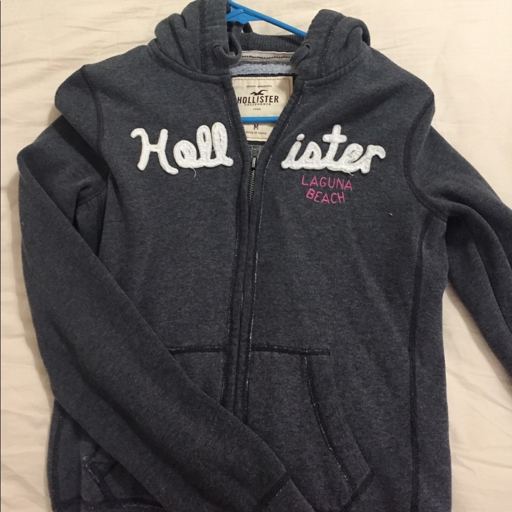 hollister zip up