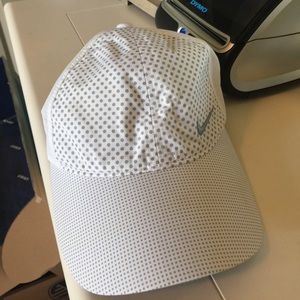 nike polka dot hat