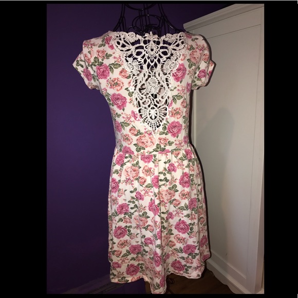 Floral Skater Dress - Picture 2 of 3