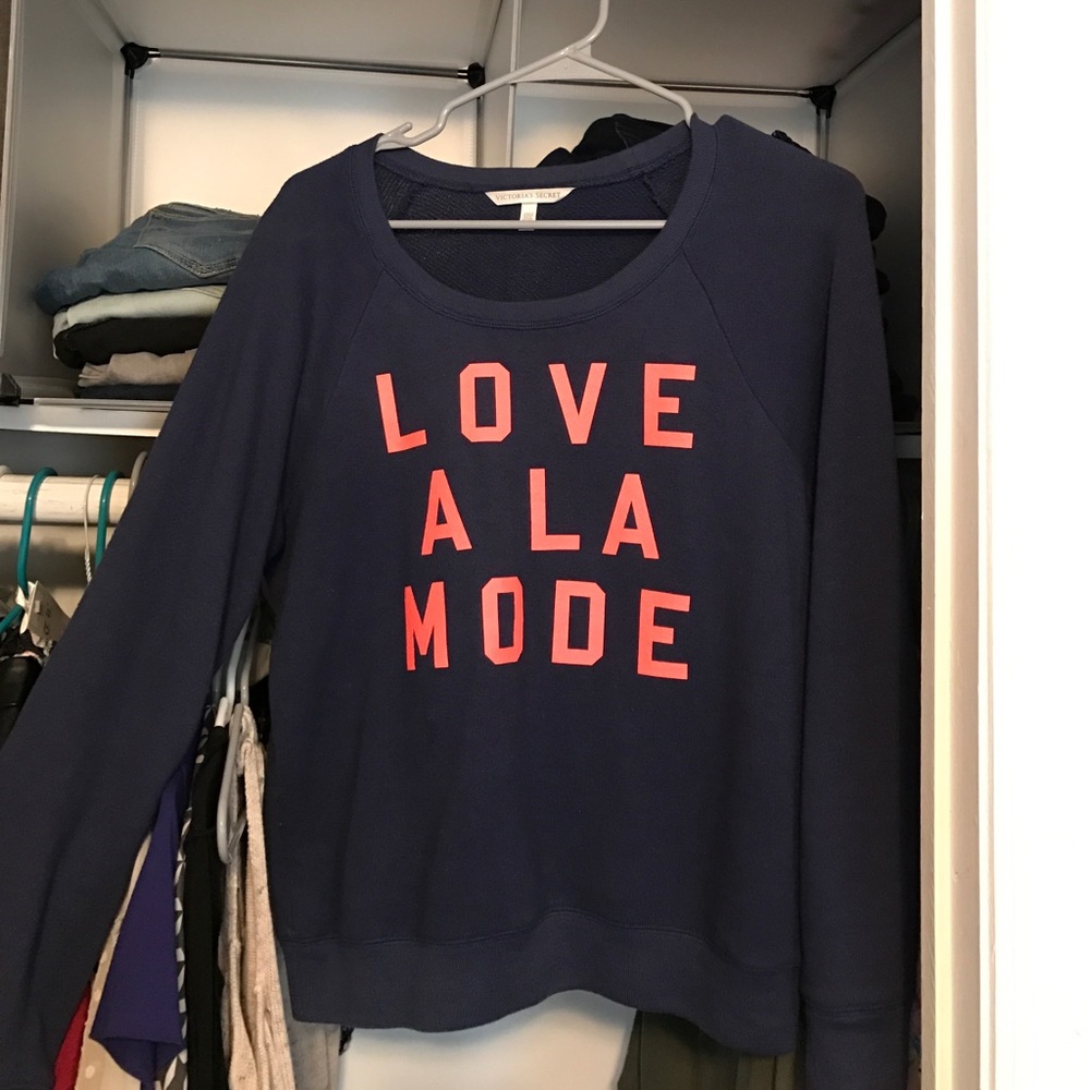 Trendy sweater