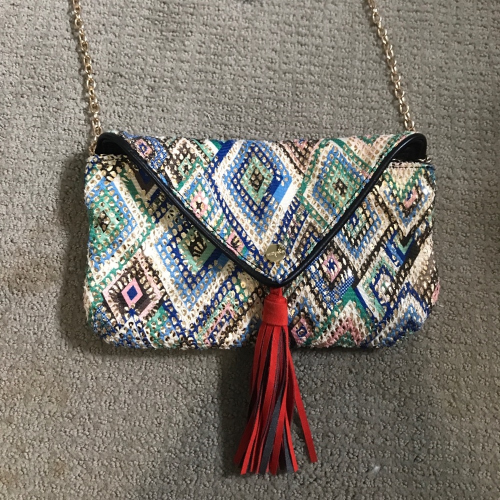 pretty life shiny purse