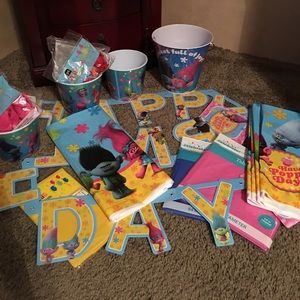 Trolls birthday supplies