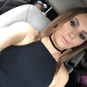 Meet your Posher, Rosalinda