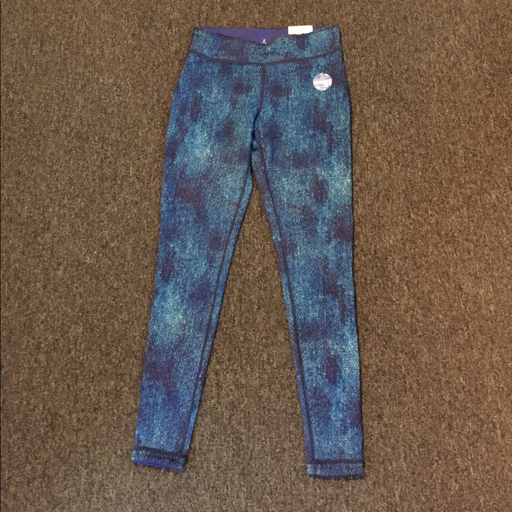 Aspire reversible yoga pants size S