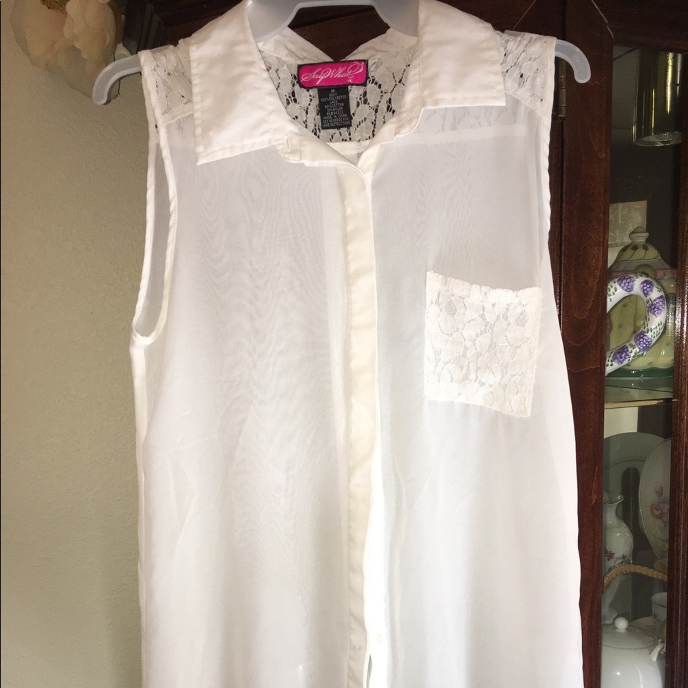 Button up blouse!