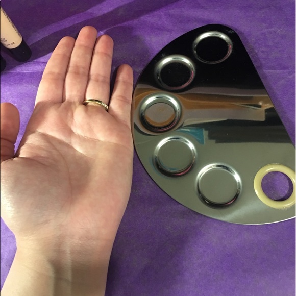 Mayb Fit concealers. Mixer palette. NYX highlight - Picture 2 of 8