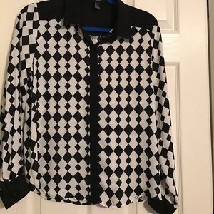 Black and White Diamond Print Blouse
