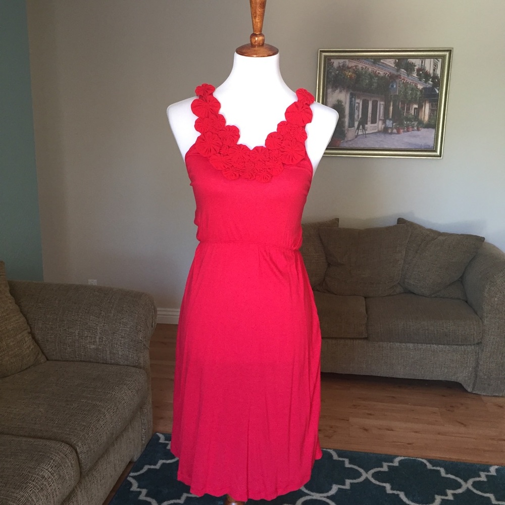 🌹Red dress tie in back Spiegel with flower detail