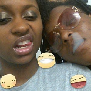 Meet your Posher, Taye