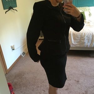 ✨ SALE✨Calvin Klein suit Jacket & skirt 🖤