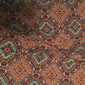 LuLaRoe tall and Curvy diamond pattern Leggings